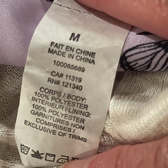 Garage NWOT butterfly bandana top with adjustable straps, ties in back - Picture 8 of 9